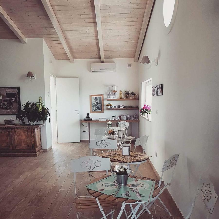 Like At Home B&B Sannicandro di Bari Exteriör bild